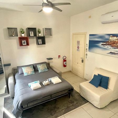 La Venezia'S Studio Flat Livourne Extérieur photo