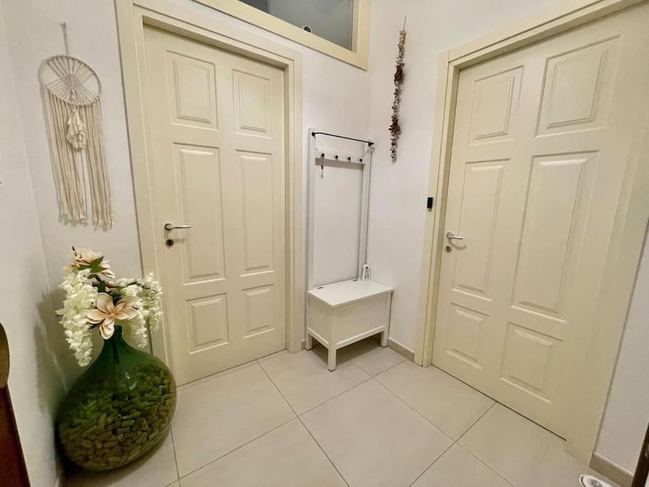 La Venezia'S Studio Flat Livourne Extérieur photo