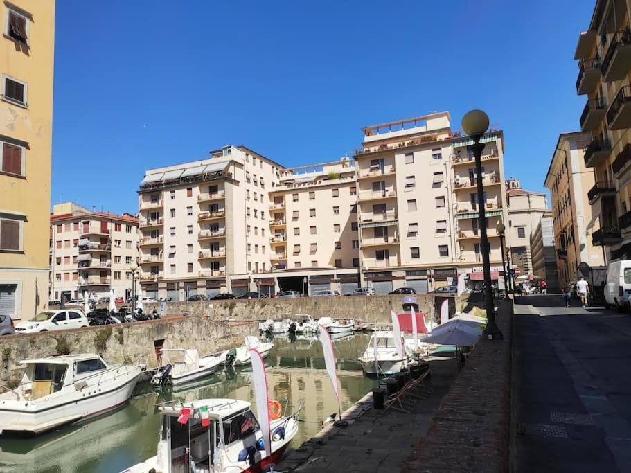 La Venezia'S Studio Flat Livourne Extérieur photo