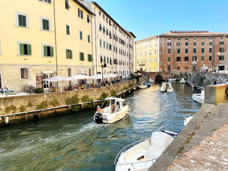 La Venezia'S Studio Flat Livourne Extérieur photo